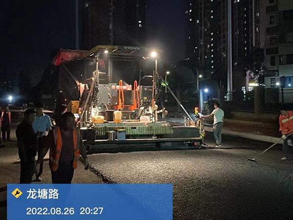 長沙太空金路橋材料有限公司,雙鋼輪壓路機,福格勒瀝青攤鋪機,AC系列,AF系列,SBS系列